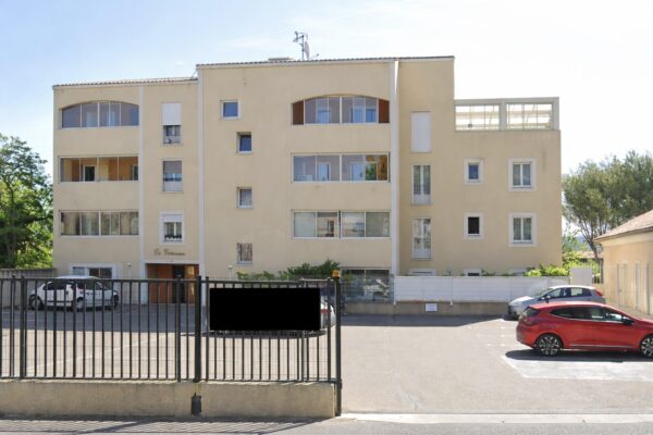 Résidence collective — Carpentras, Vaucluse